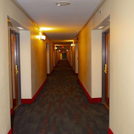 Ramada Plaza By Wyndham Garden Grove/Anaheim South Hotel Kültér fotó